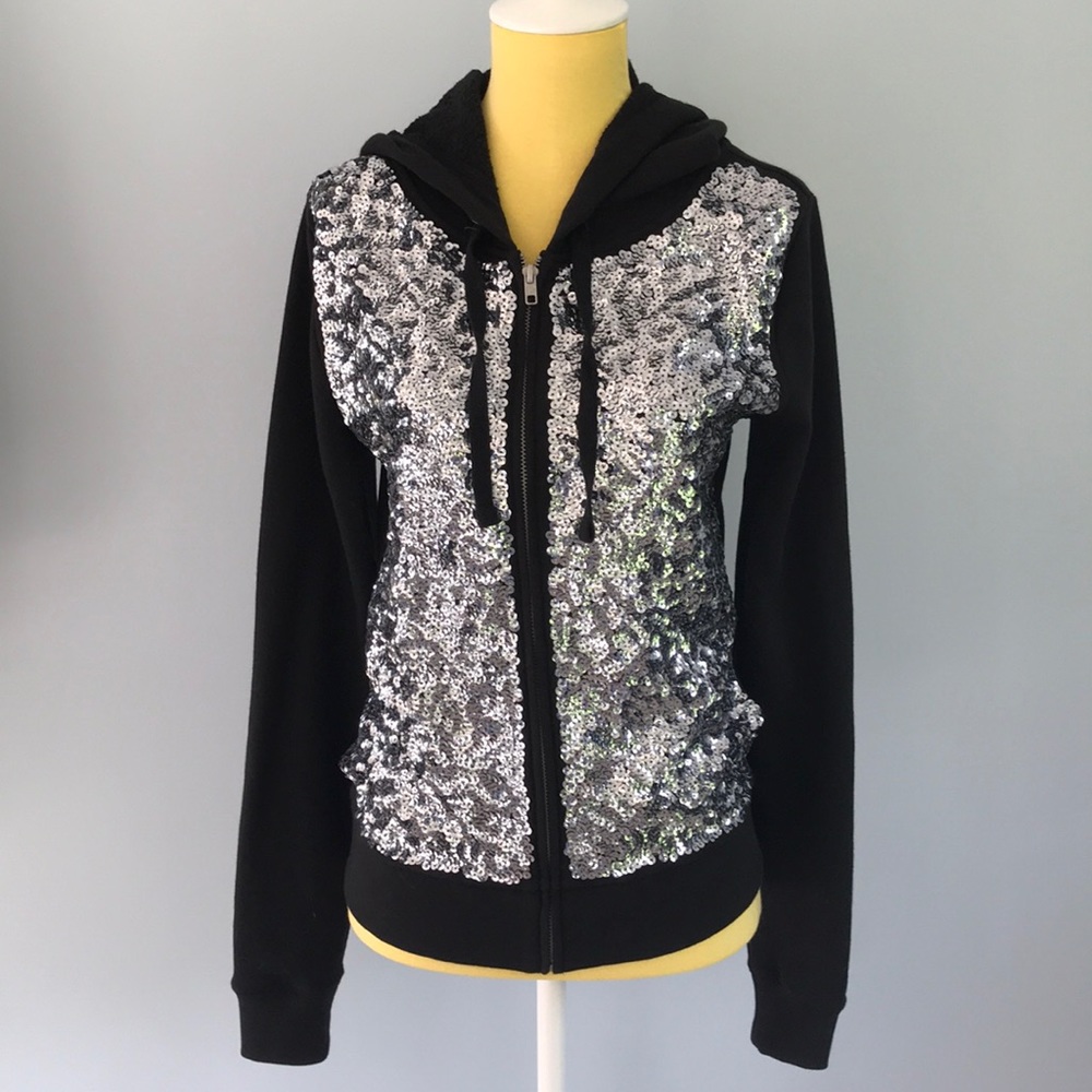 VS Pink sequent hoody